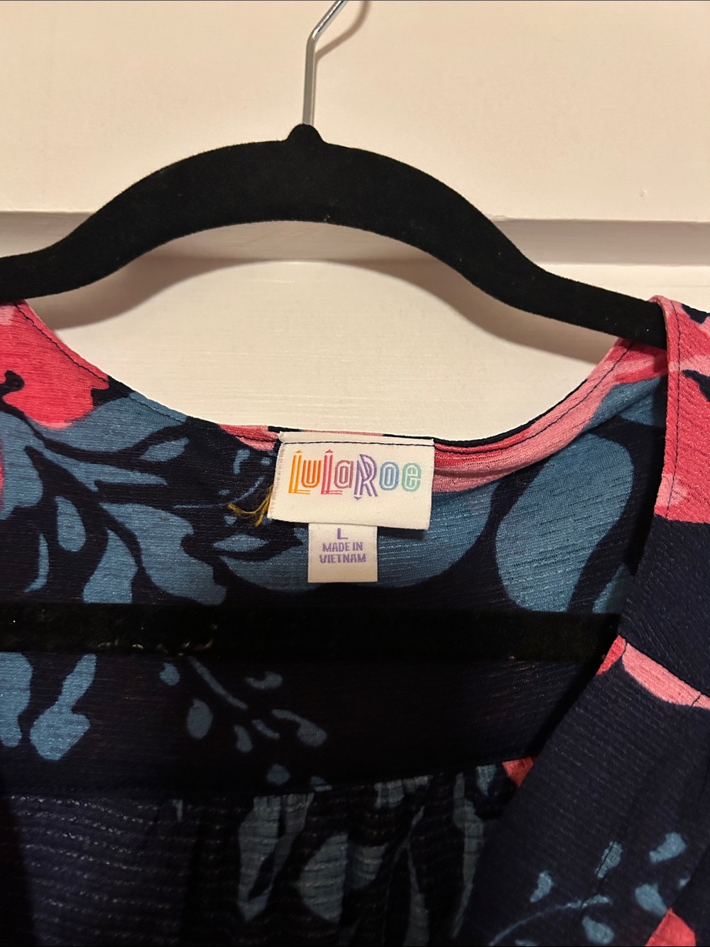 Lularoe - Picture 2 of 5